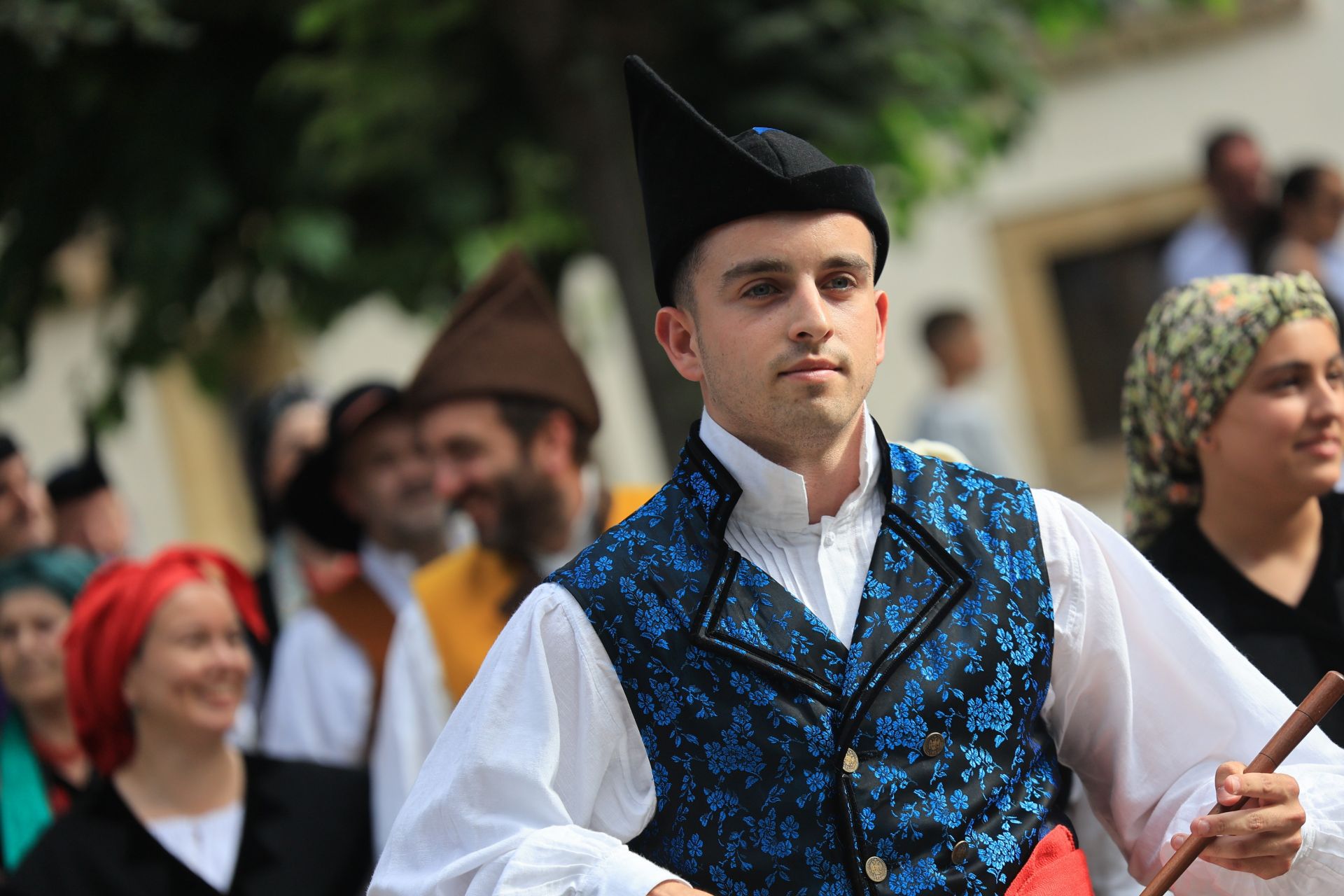 Danzas que entrelazan culturas en La Pola