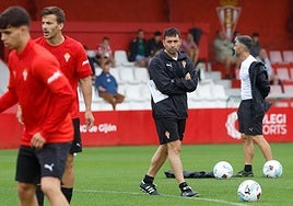Garitano, en un entrenamiento esta semana en Mareo.