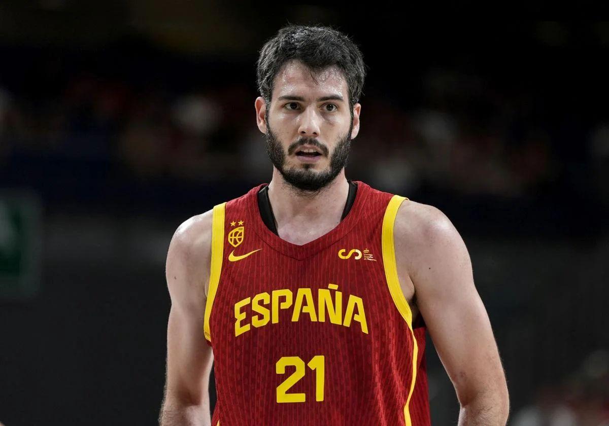 Álex Abrines, durante un partido con España.