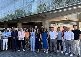 Los asistentes a la firma del contrato de Satec y la Agencia de Transformación Digital de Castilla-La Mancha.