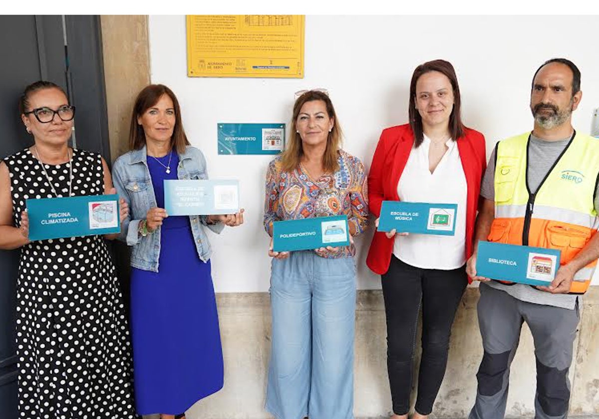 Soraya García, María José Fernández, Teresa Álvarez, Cynthia Cendán y Oscar Alonso.