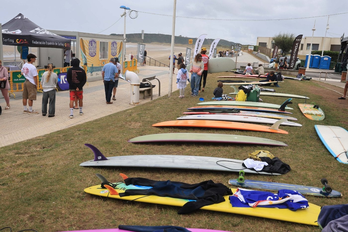 Las tablas preparadas para la competición en Salinas.