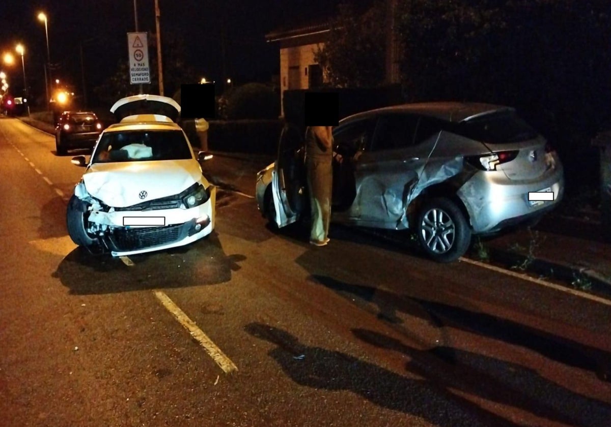 Estado de los vehículos implicados en el accidente ocurrido en Valliniello.