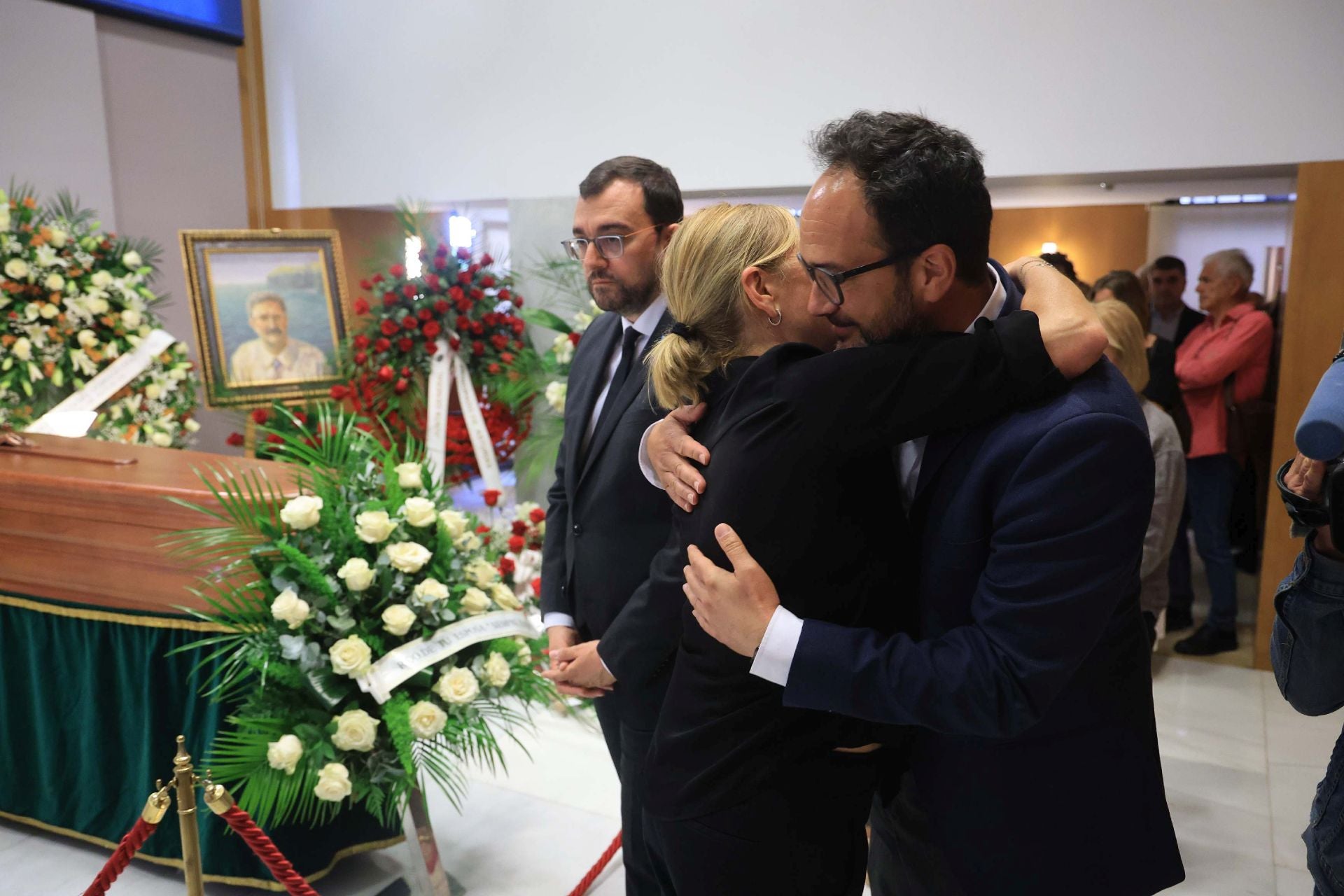 Asturias despide a Antonio Trevín