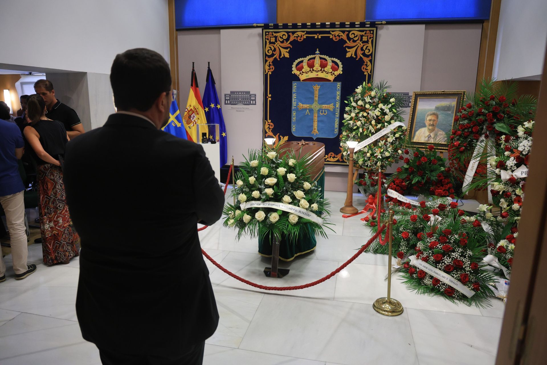 Asturias despide a Antonio Trevín