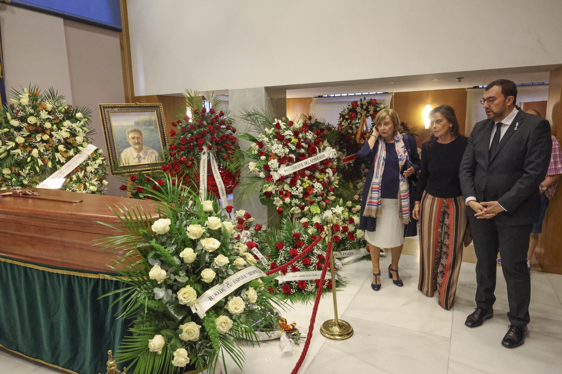 Asturias despide a Antonio Trevín