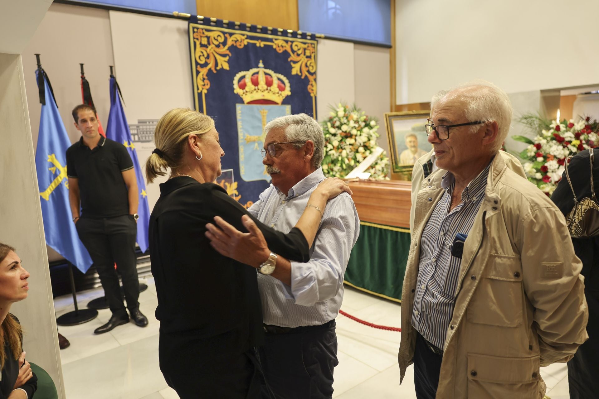 Asturias despide a Antonio Trevín