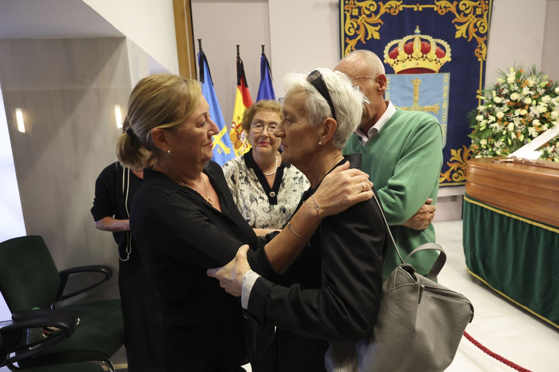 Asturias despide a Antonio Trevín