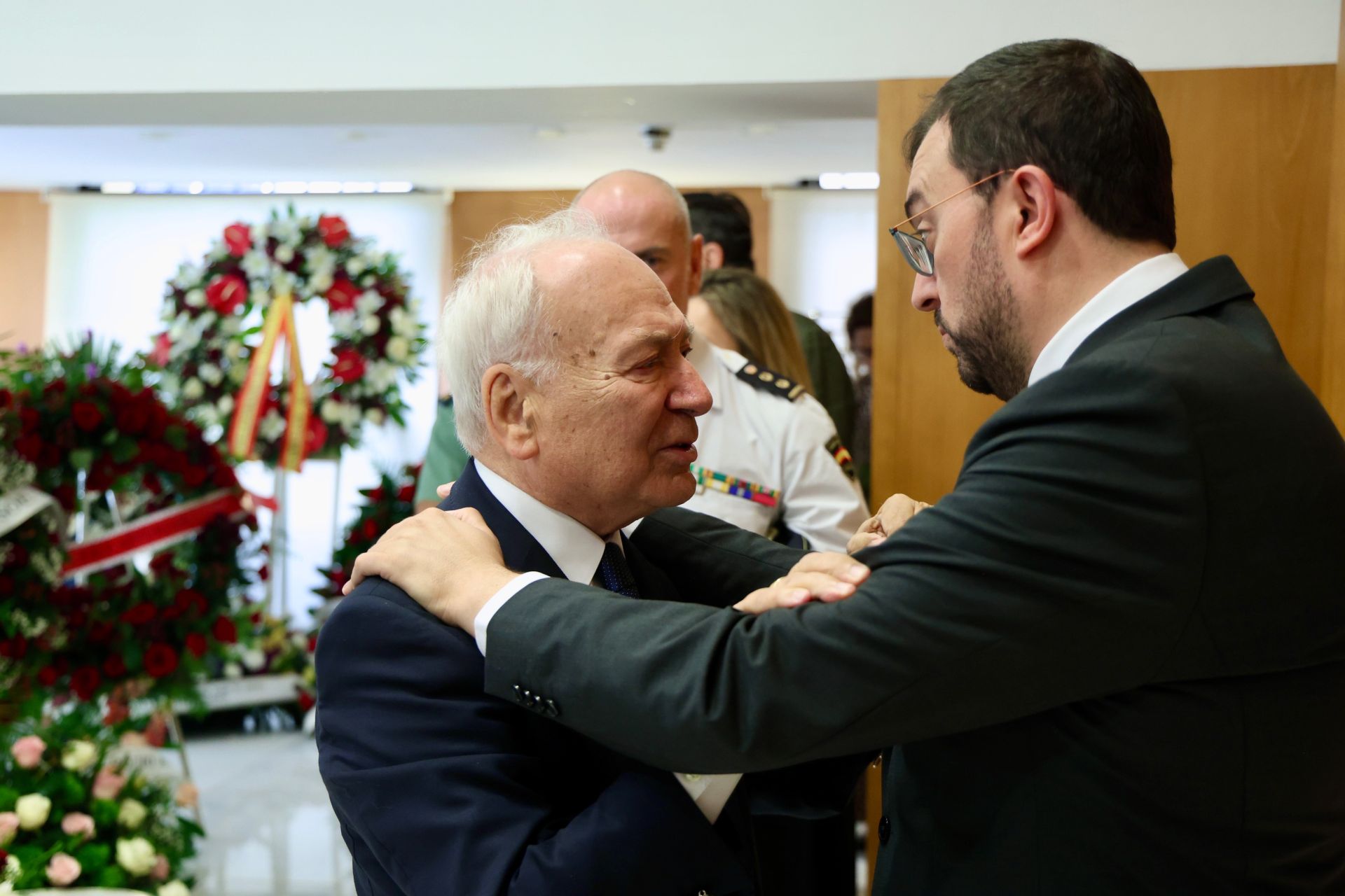 Asturias despide a Antonio Trevín