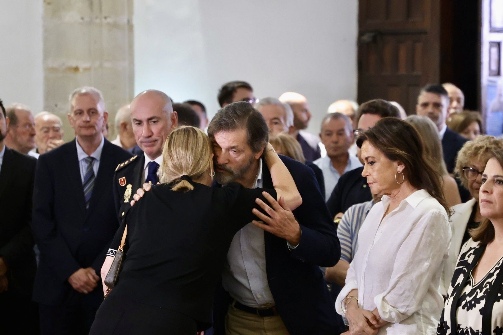 Emotivo adiós a Antonio Trevín en Llanes