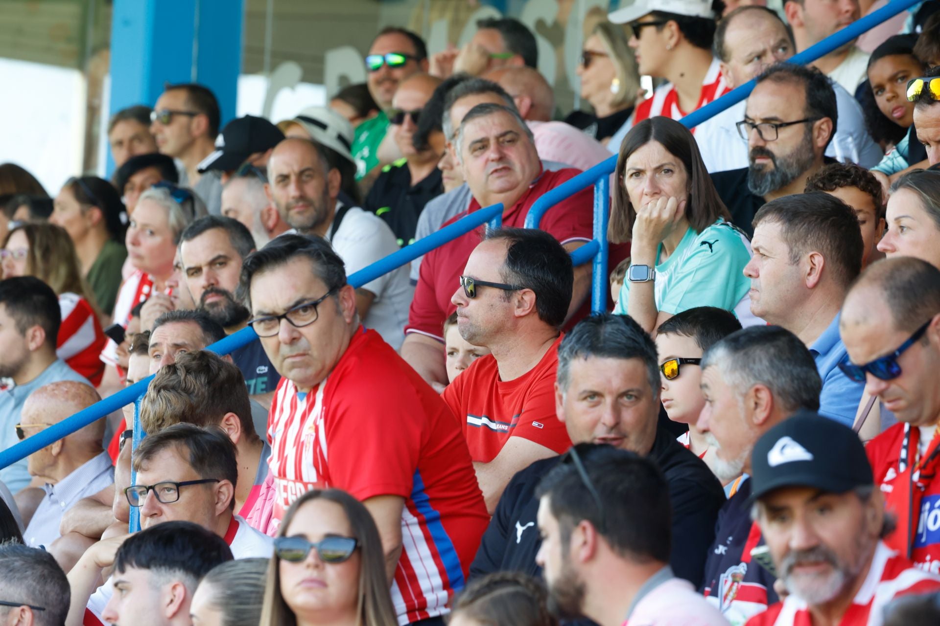 ¿Estuviste en el Sporting de Gijón - Racing de Santander? ¡Búscate!