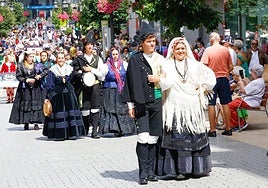 Música y color en el gran desfile celta de Avilés