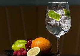Un gin-tonic.