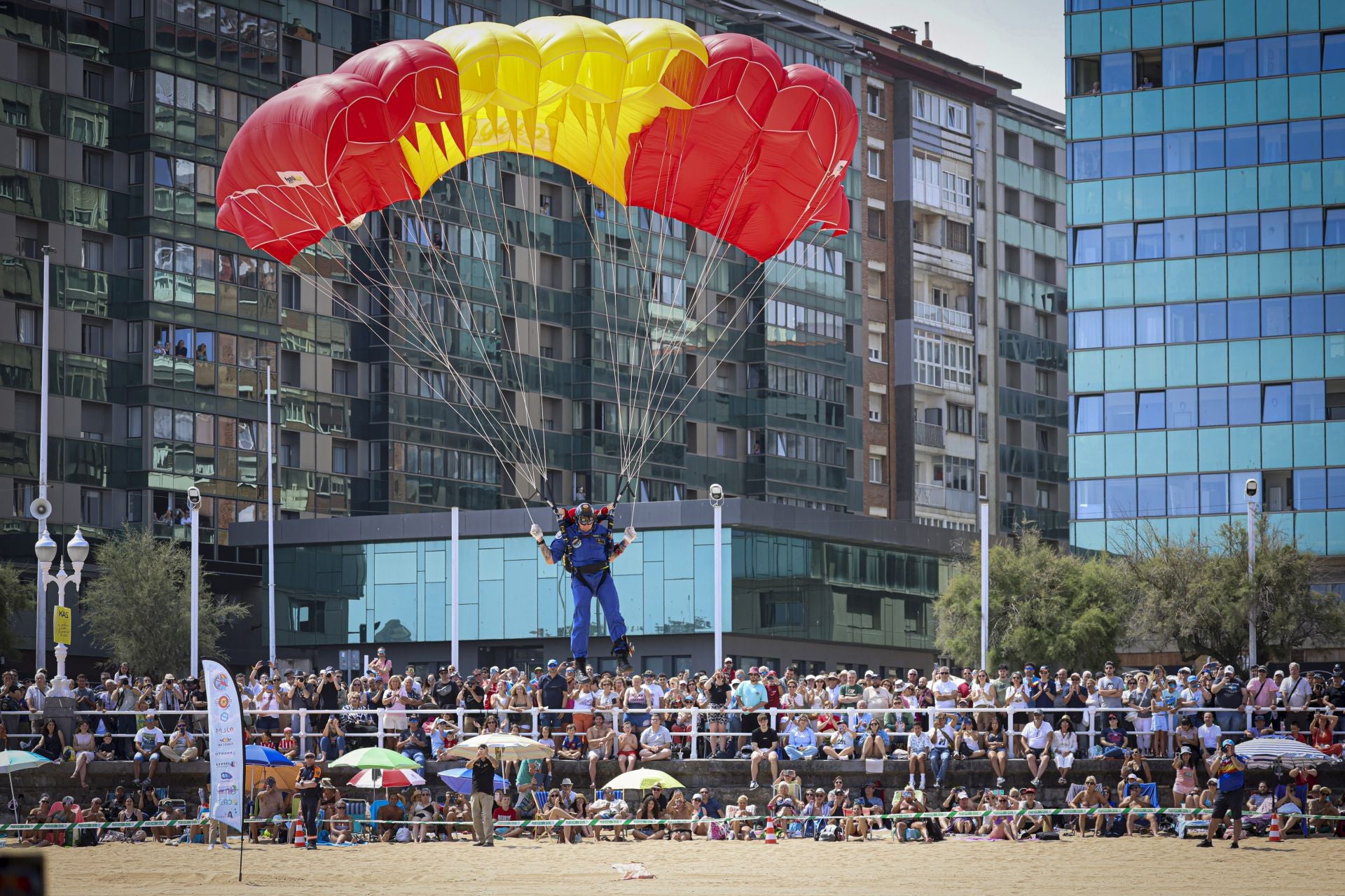Las imágenes más espectaculares del Festival Aéreo de Gijón 2025