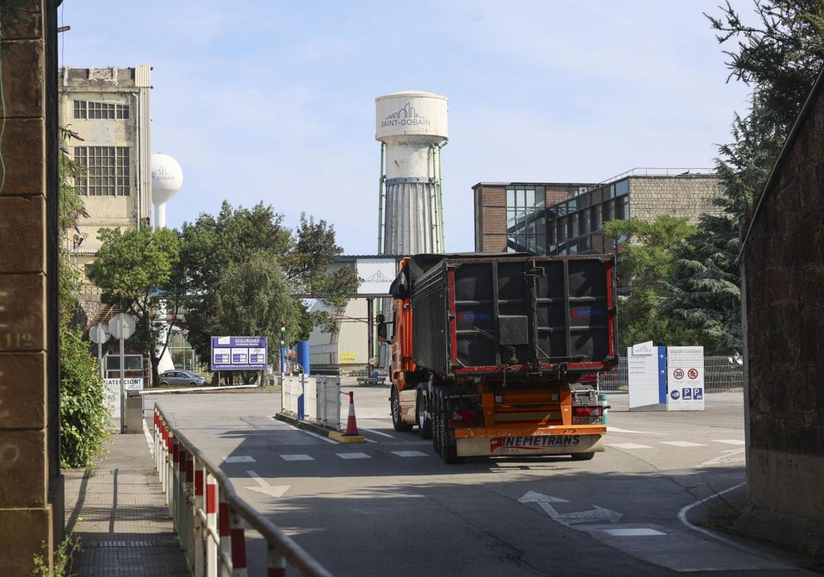 Imagen de archivo de la entrada a las instalaciones de Saint-Gobain en La Maruca.