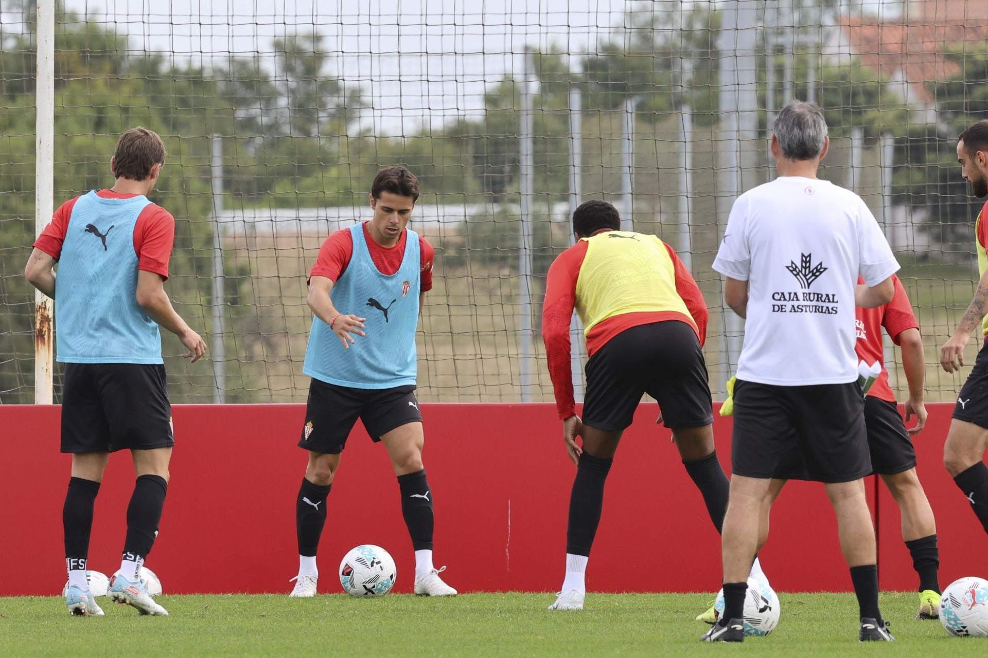 El entrenamiento del Sporting de Gijón de este 28 de julio, en imágenes