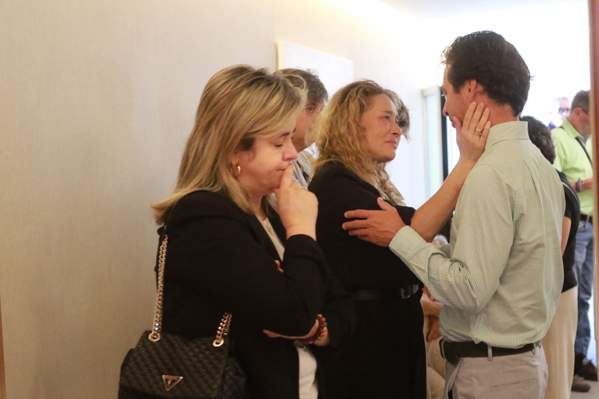 Asturias se entrega en un multitudinario adiós a Xuan Bello