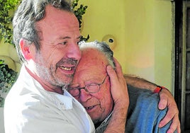 Marcial Manzano, junto a su hijo Nacho.