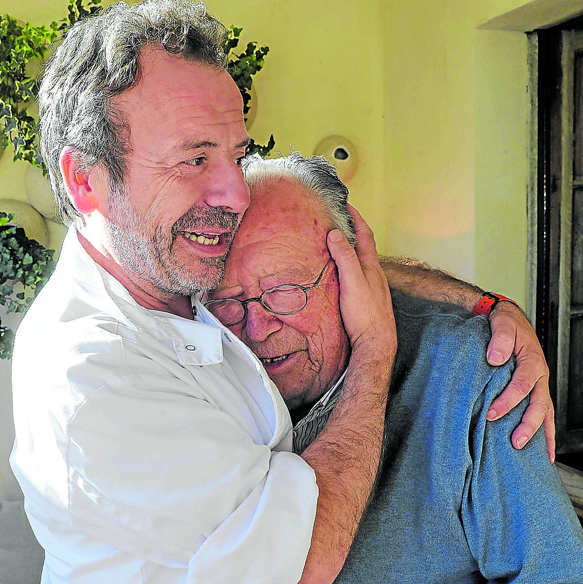 Marcial Manzano, junto a su hijo Nacho.