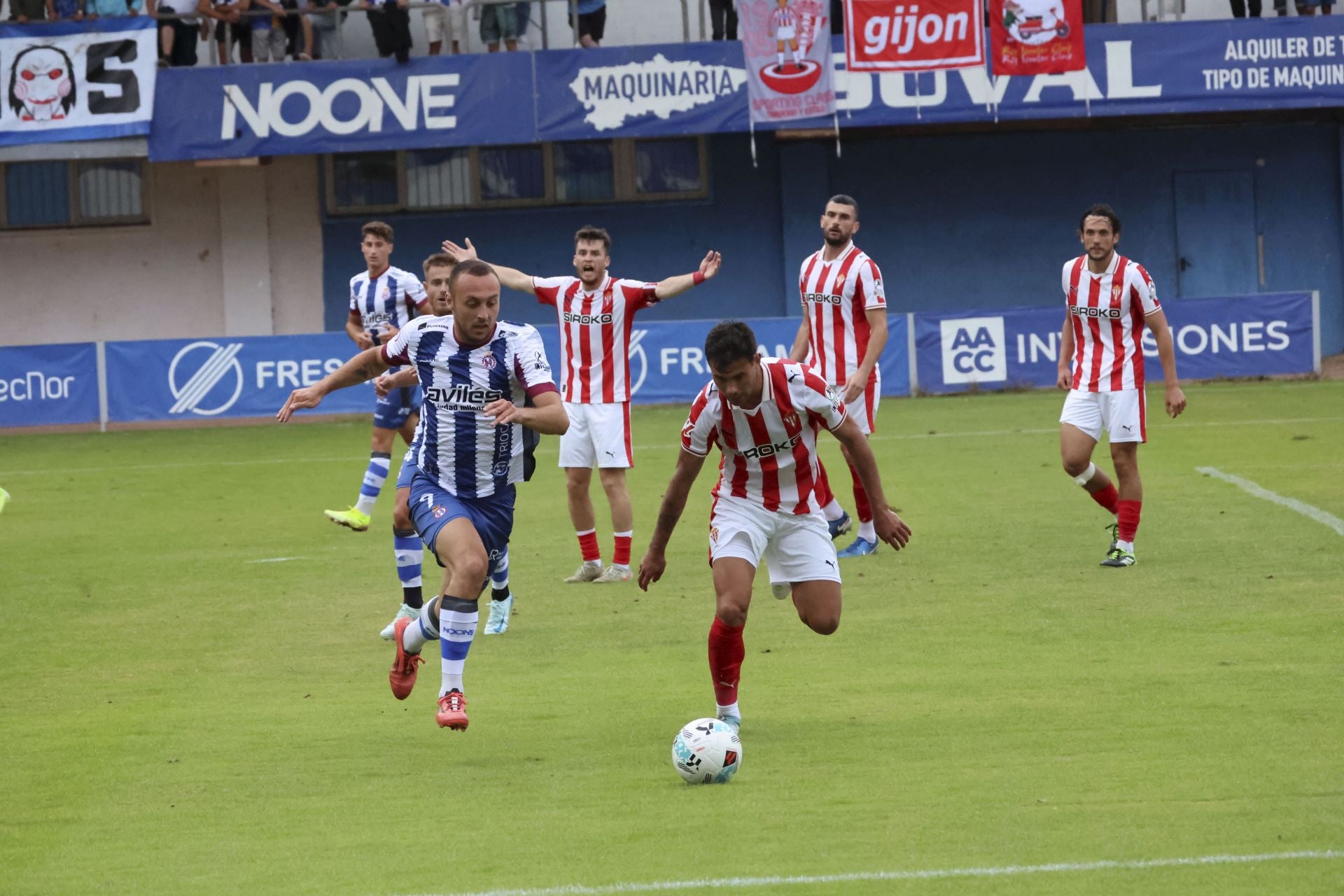 Las mejores imágenes del Real Avilés - Sporting de Gijón