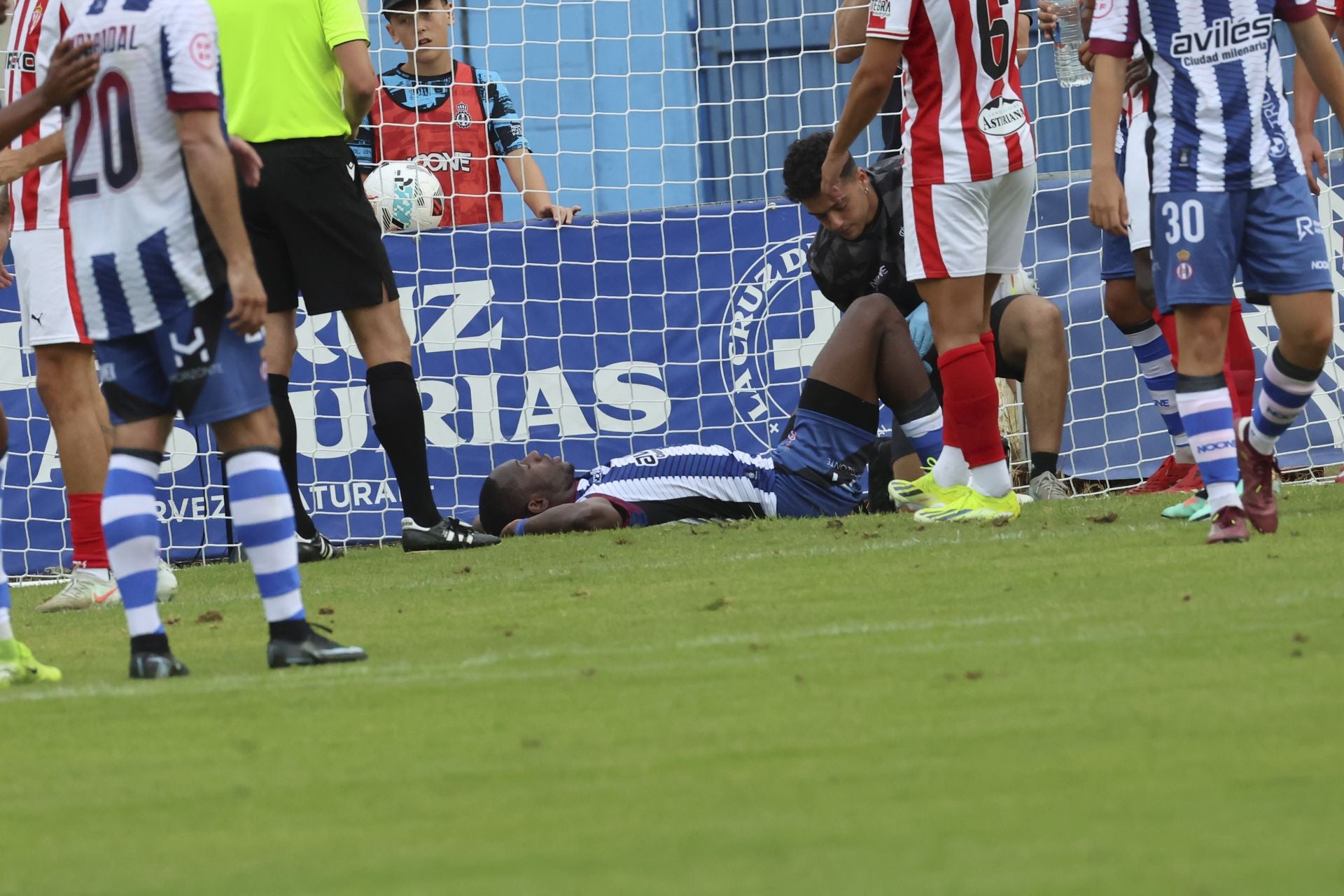 Las mejores imágenes del Real Avilés - Sporting de Gijón