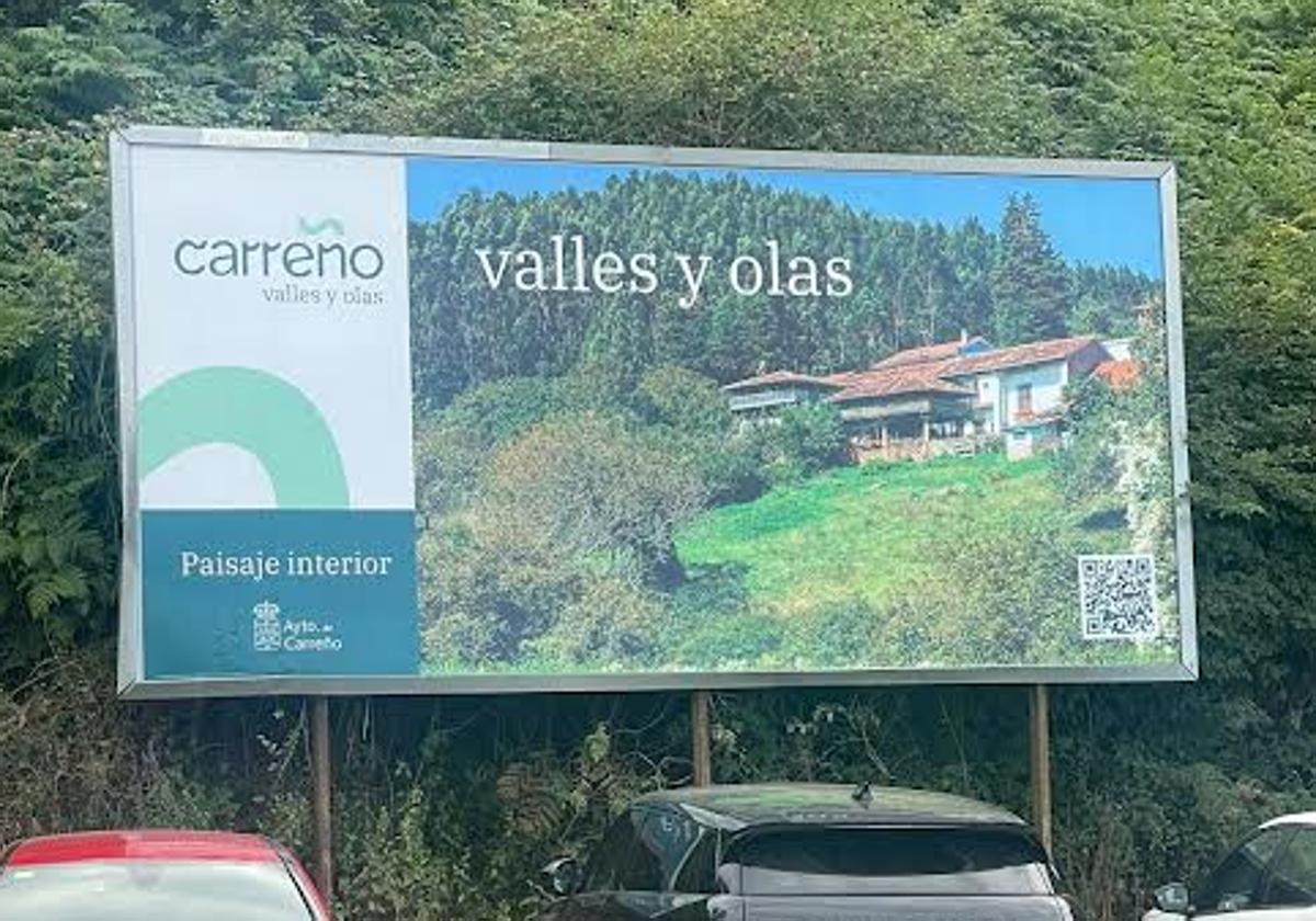 El nuevo cartel a la entrada de Candás