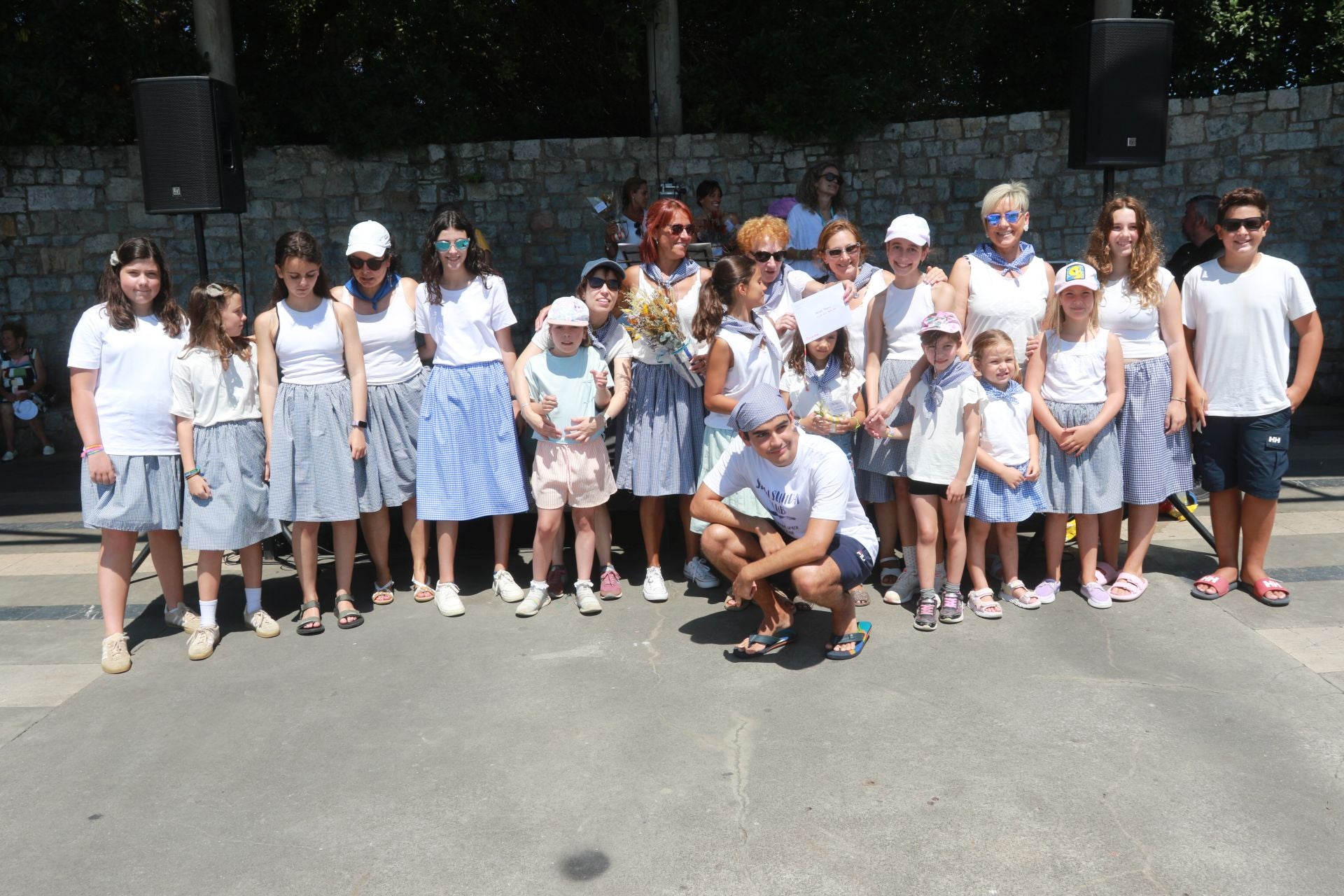 Juegos tradicionales y desfile por el Día de Asturias en Gijón