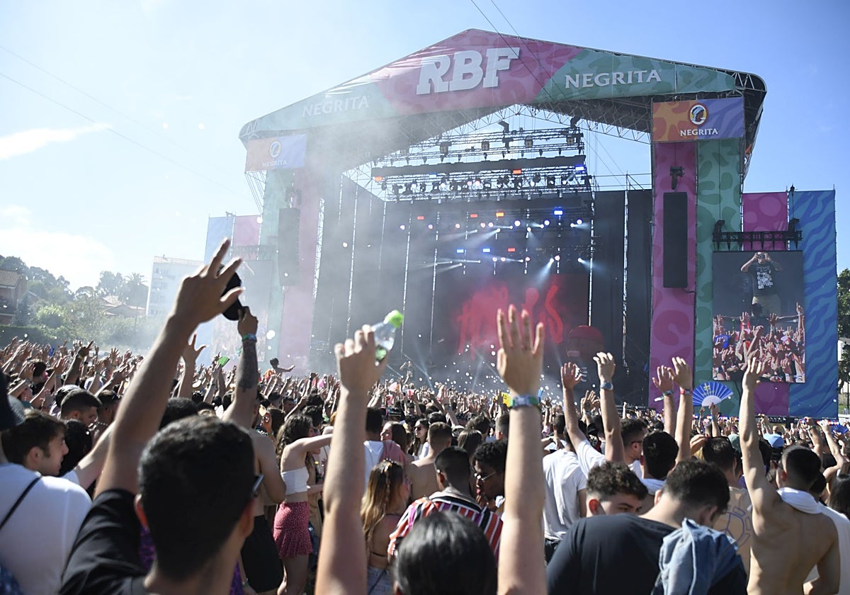 El Reggaeton Beach Festival se celebró en Avilés tres años consecutivos, uno en el Niemeyer y dos en La Magdalena.