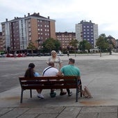 La plaza del Conceyín será el escenario del nuevo mercadillo semana en La Corredoria.