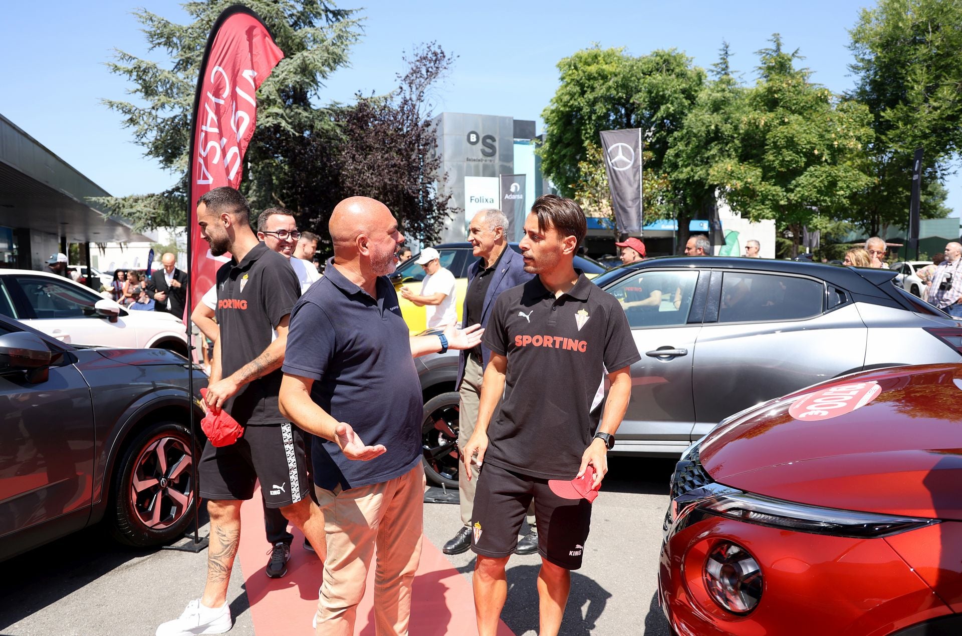 El Sporting de Gijón disfruta de la Feria de Muestras de Asturias