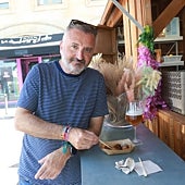 Imagen - «El año pasado me pilló fuera así que esta es la primera vez que vengo. Es algo distinto. De tarde volveré con más gente»