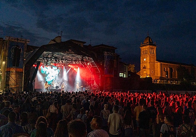 Pignoise subió al escenario la primera noche de festival.
