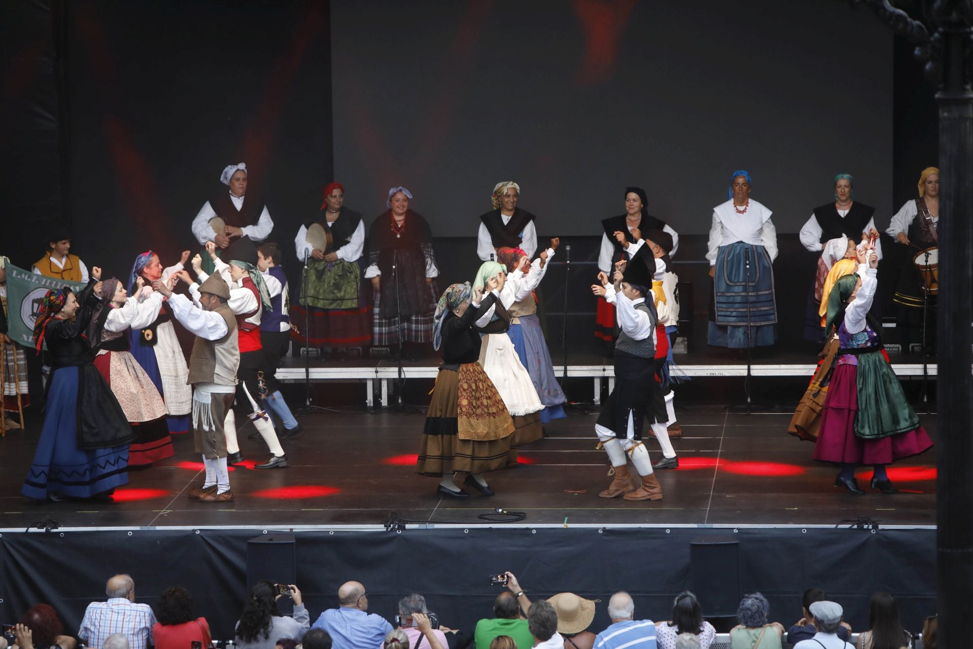 Gijón comienza su Semana Grande con el pregón de Mina Longo