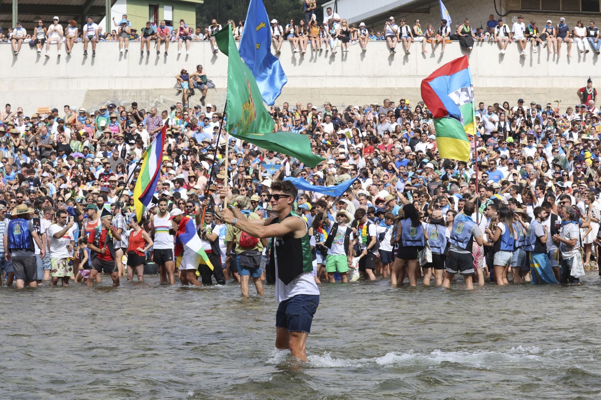 Descenso del Sella: las mejores fotos de la Fiesta de les Piragües