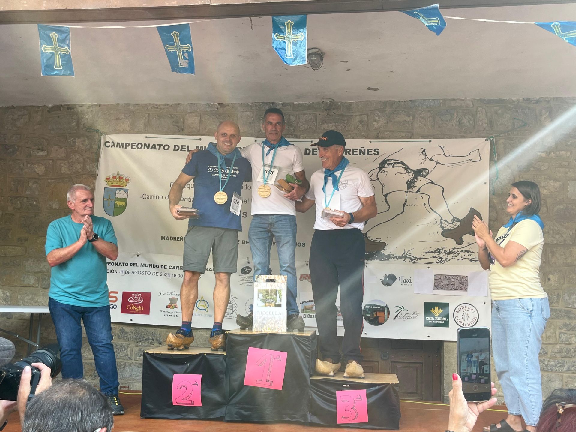 V Carrera de Madreñes en Caso