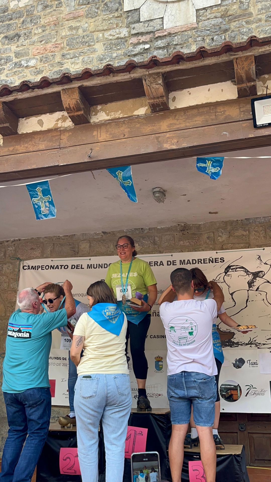 V Carrera de Madreñes en Caso