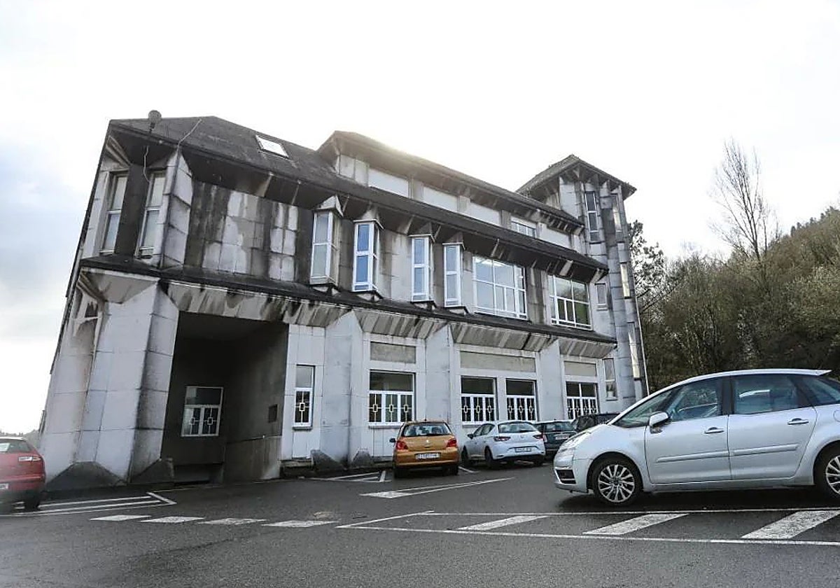 Se renovará la fachada principal del ayuntamiento de Corvera.