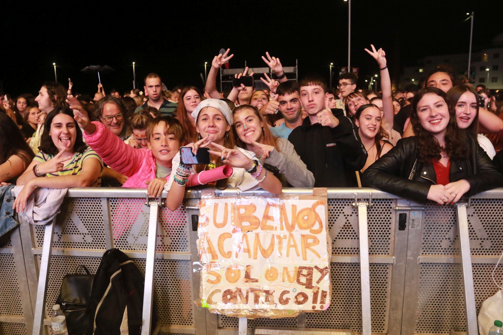 Abraham Mateo ilumina el escenario de Poniente, en Gijón