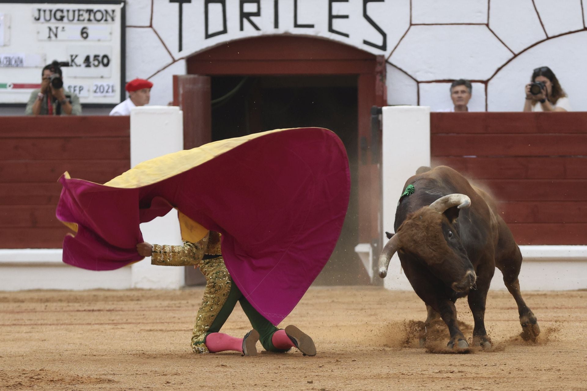 La primera corrida de la Feria de Begoña en imágenes