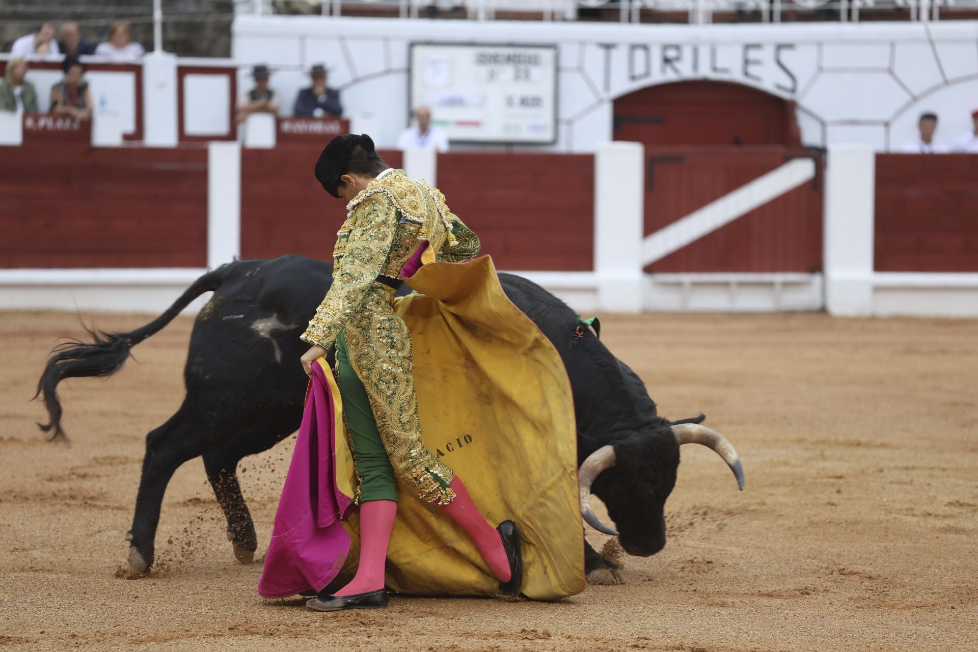 La primera corrida de la Feria de Begoña en imágenes