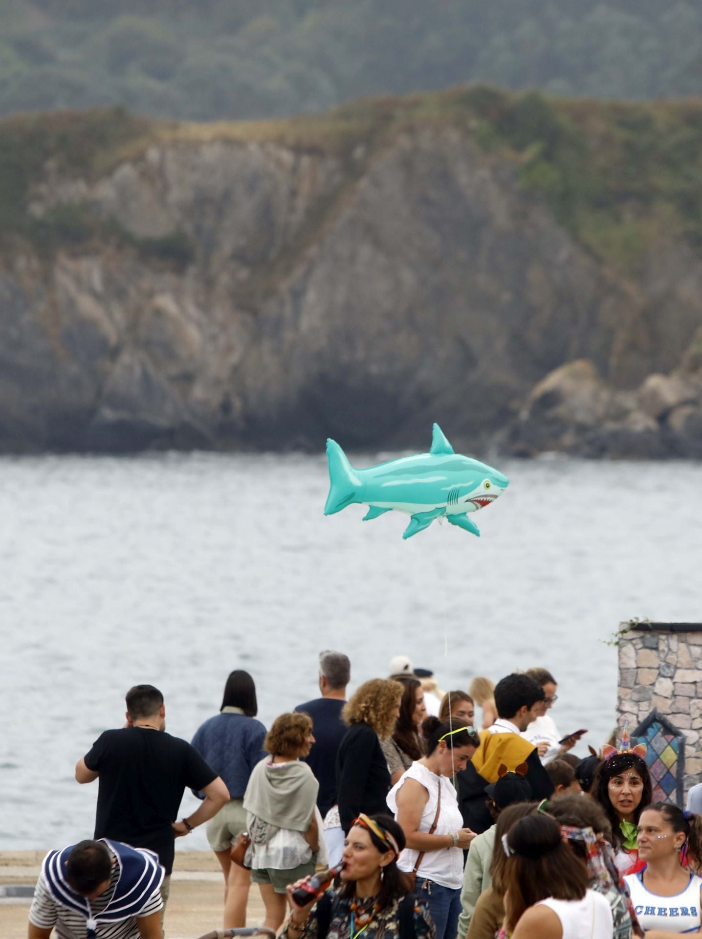 Luanco se llena de fiesta y disfracesen su tradicional carnaval de verano