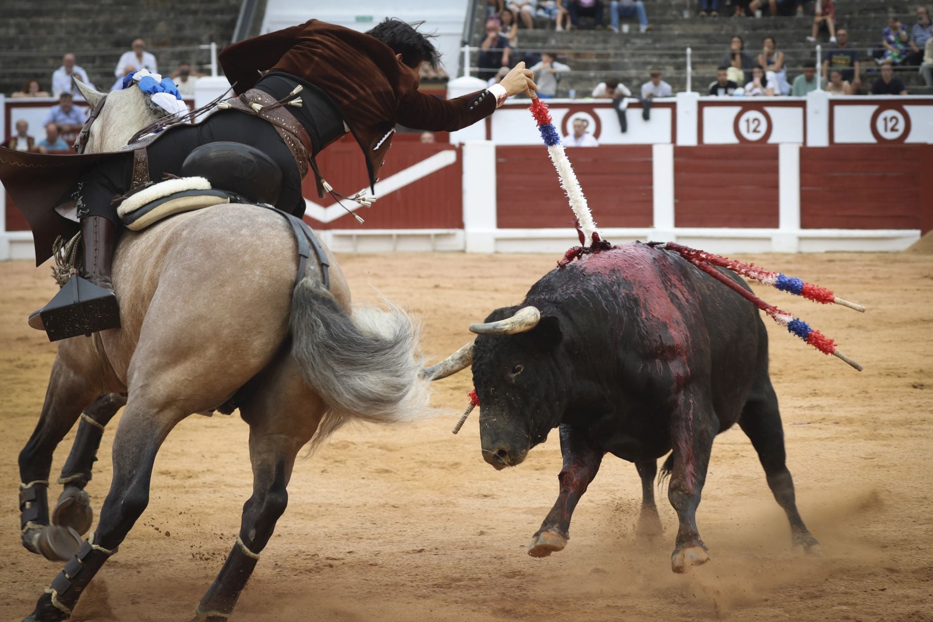 Tarde de rejones en la Feria taurina de Begoña en Gijón