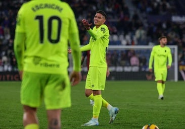 El Sporting y Daniel Luna, a cerrar su cesión tras esta jornada