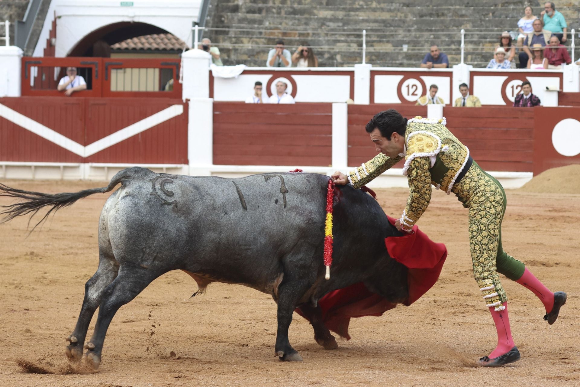 Tercera tarde de toros en la Feria de Begoña de Gijón