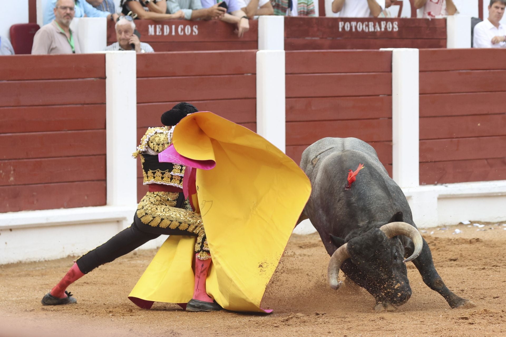 Tercera tarde de toros en la Feria de Begoña de Gijón