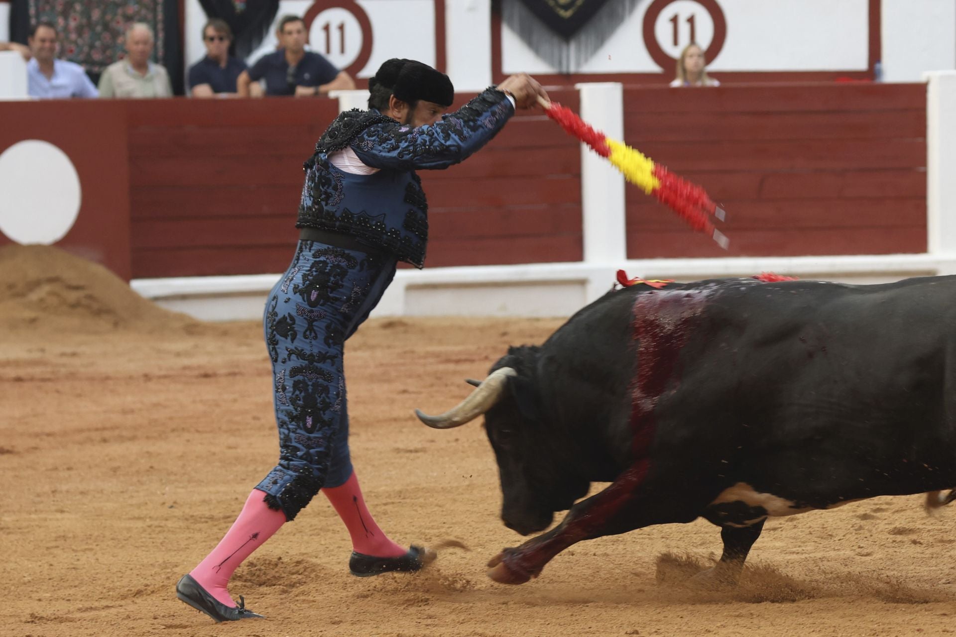 Tercera tarde de toros en la Feria de Begoña de Gijón