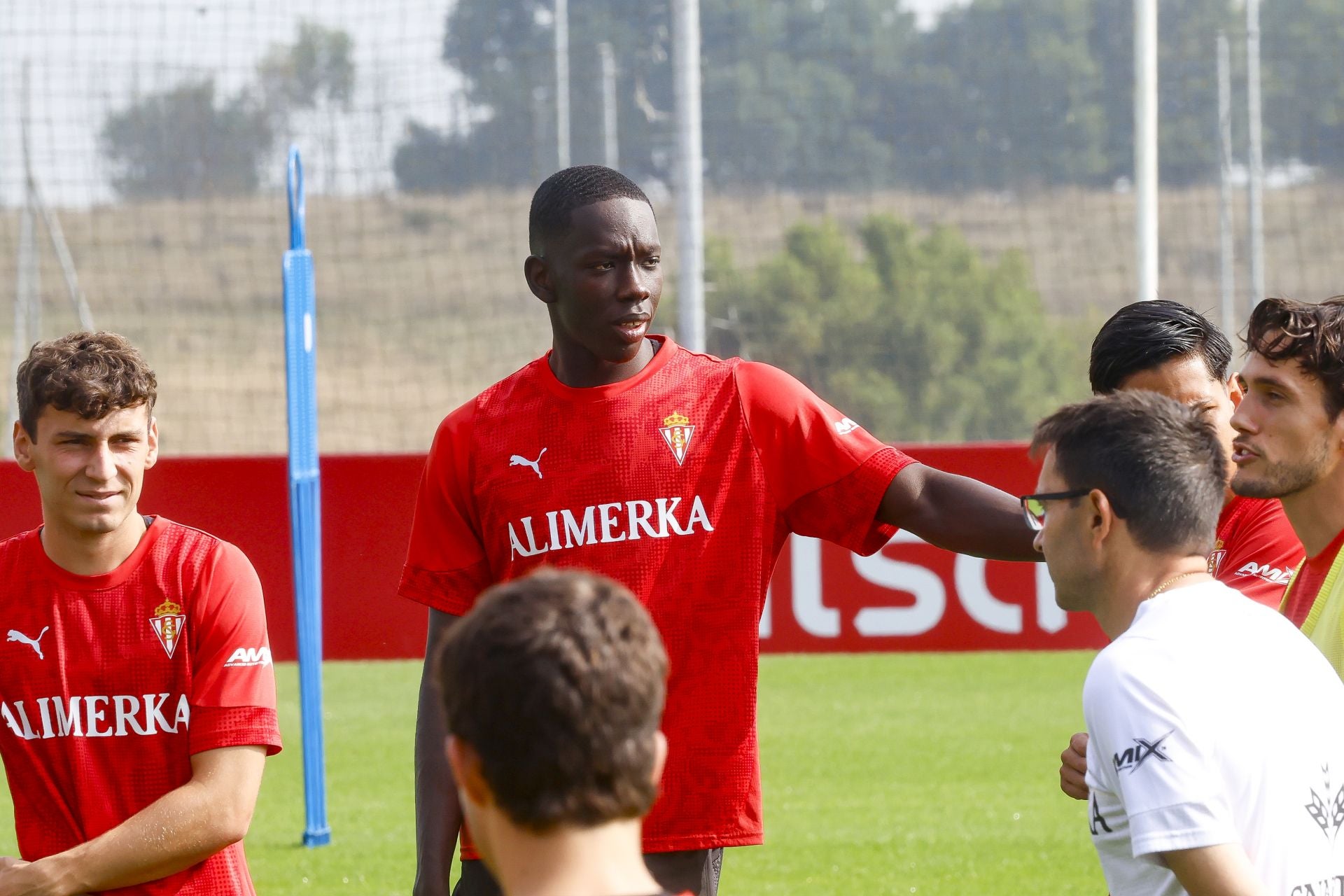 El entrenamiento del Sporting de Gijón de este sábado, 16 de agosto, en fotos