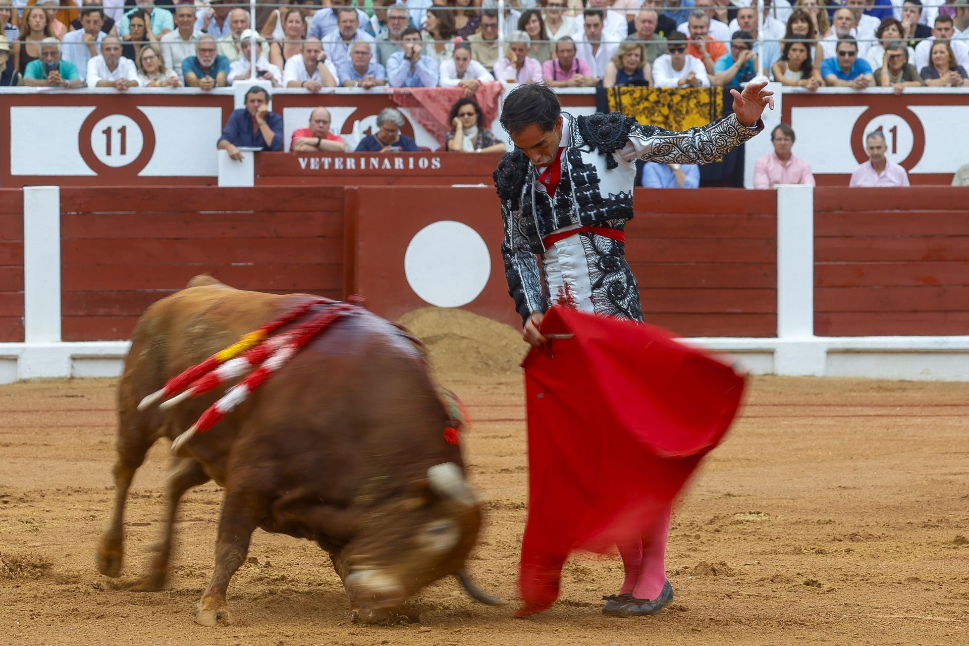 La cuarta de la Feria de Begoña de Gijón, con Fortes, Ortega y Roca Rey