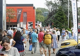 Las calles del recinto ferial llenas de gente en esta 68 edición.