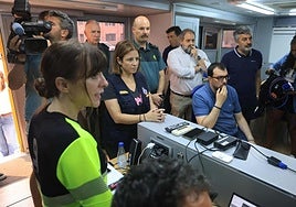 Adrian Barbón,, Alejandro Calvo y Adriana Lastra, en el Puesto de Mando Avanzado en Cangas del Narcea.